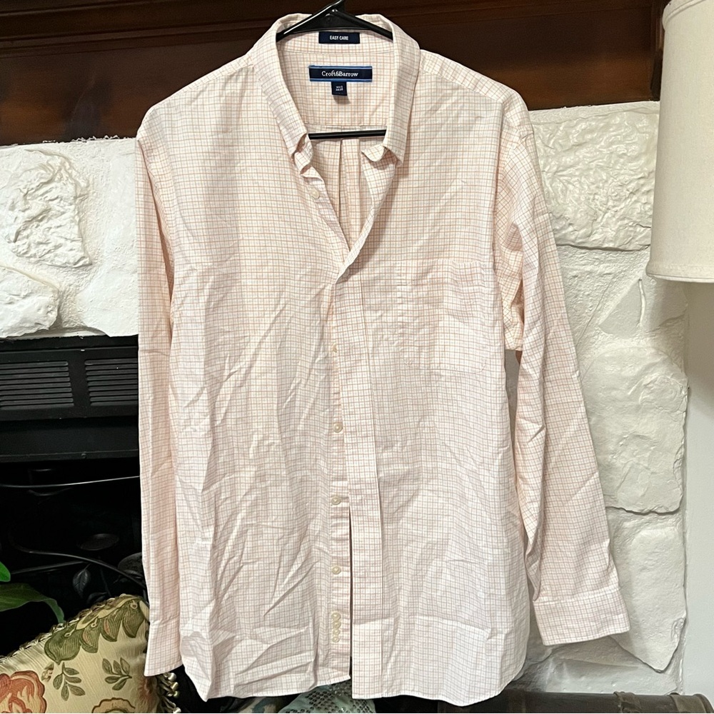 Croft & Barrow Men's Shirt Light Orange and White Checkered Size 16 1/2